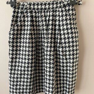 Anthropologie High Society Skirt Black & White Wool Blend Houndstooth NEW Size 0
